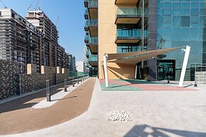 Smaya Holiday Homes -Square Tower