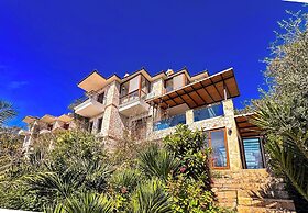 Villa Maria Peninsula