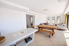 Villa Sydney