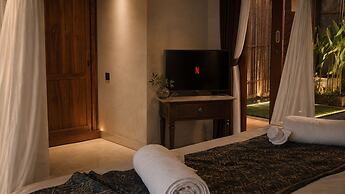 Fortuna Romantic Villa Petulu by TVM