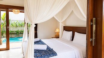 Fortuna Romantic Villa Petulu by TVM