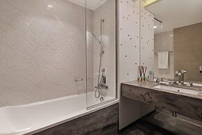 Prime 2BR in Damac Heights Marina