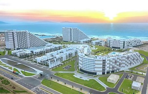 THE ARENA CAM RANH
