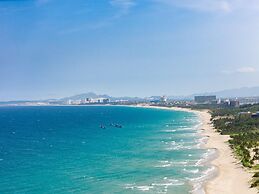 THE ARENA CAM RANH