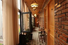 Hotel Commune 1889