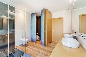 The Ehrlich Essence Villa by Minho s Guest
