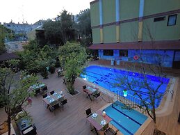Oscar Boutique Hotel