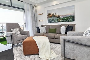 Nari By Edmor Suites