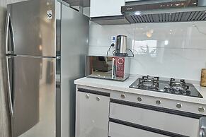 Nari By Edmor Suites
