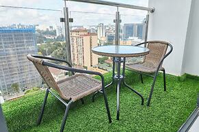 Nari By Edmor Suites