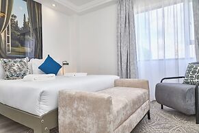 Nari By Edmor Suites