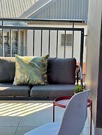 Amazing 1BR With River View in Waterfall-midrand