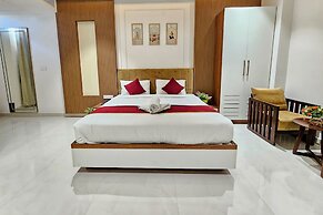 TrueLife SRB Suites