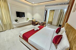 TrueLife SRB Suites