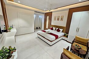 TrueLife SRB Suites