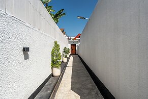 Blue Marlin Villas Legian