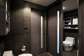 Modern 1-bedroom Suite With Pool Access in Kamala, Phuket