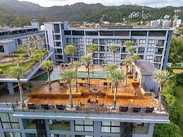 Modern 1-bedroom Suite With Pool Access in Kamala, Phuket
