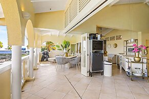 Ocean Pearl Luxury Oceanfront at Mambo Beach