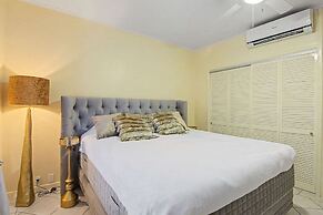 Ocean Pearl Luxury Oceanfront at Mambo Beach