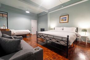 Baan Batra Heritage Suite