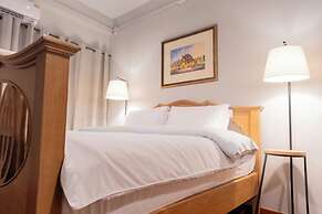 Baan Batra Heritage Suite