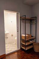 Baan Batra Heritage Suite