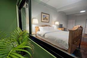 Baan Batra Heritage Suite
