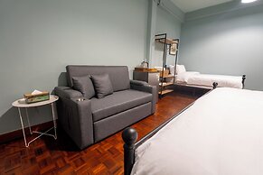 Baan Batra Heritage Suite