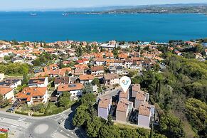 Azure Adriatic Residence Koper