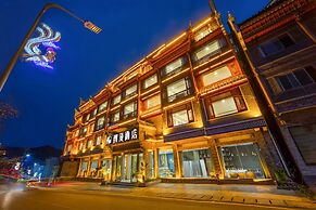 ZMAX HOTELS Fenghuang Ancient Town