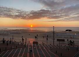 Sunny Escape at Albert Beach
