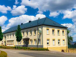 Apartment in Pellingen Near Trier