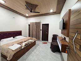 Ganga Royal Guest House