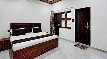 Ganga Royal Guest House