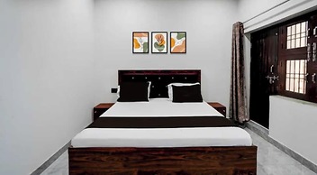 Ganga Royal Guest House