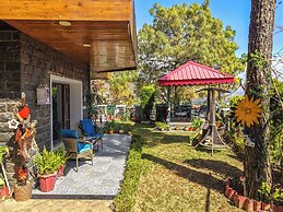 ELIVAAS Aaram Bagh 4 BHK Escape