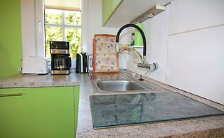 Ferienhaus mit Kamin am Achterwasser in Lutow