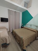 Casa La Rosa Rooms- Nel Cuore di Napoli