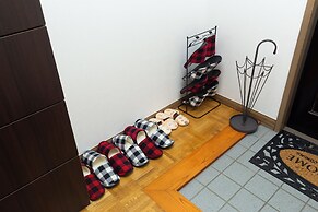 STATION SIDE 113