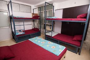 Vrindavan Bunk Hostel by Shiva - 5min Walk from Prem Mandir