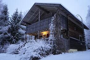 Old School Lodge Tahko Beach House