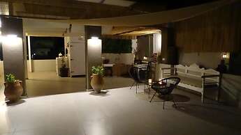 malia boutique studios
