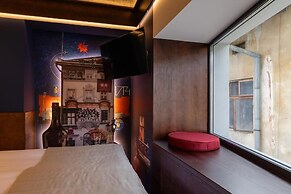 FEST hotel. Rynok Square