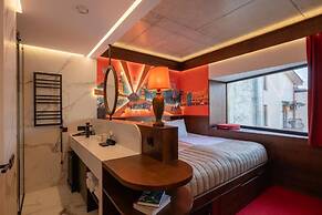 FEST hotel. Rynok Square