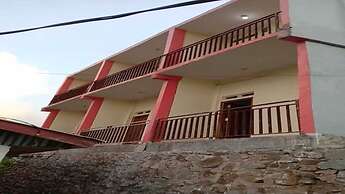 Cozzy Lentera Homestay