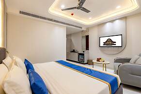 Anu Plaza-5Mins from Connaught Place