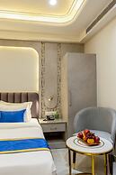 Anu Plaza-5Mins from Connaught Place