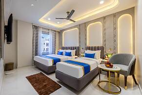 Anu Plaza-5Mins from Connaught Place