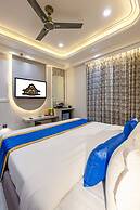 Anu Plaza-5Mins from Connaught Place